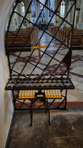 Kirche Turmbereich.png